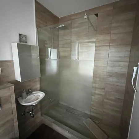 New Renovated And Near Centrum * Lübeck